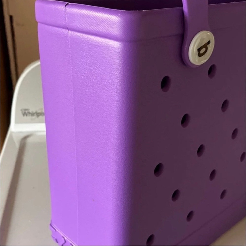 Bogg bag. Large size. Purple.